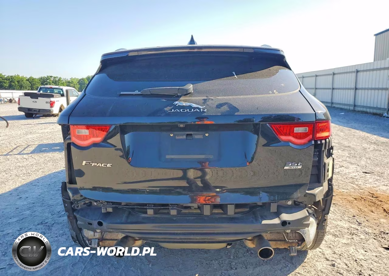 2017 Jaguar F-Pace R - Sport VIN:SADCL2BV3HA097715 - 6