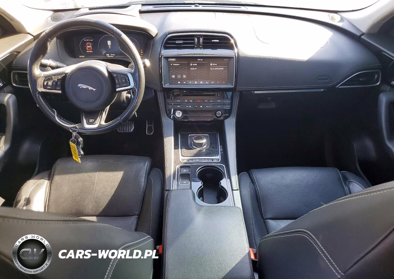 2017 Jaguar F-Pace R - Sport VIN:SADCL2BV3HA097715 - 8