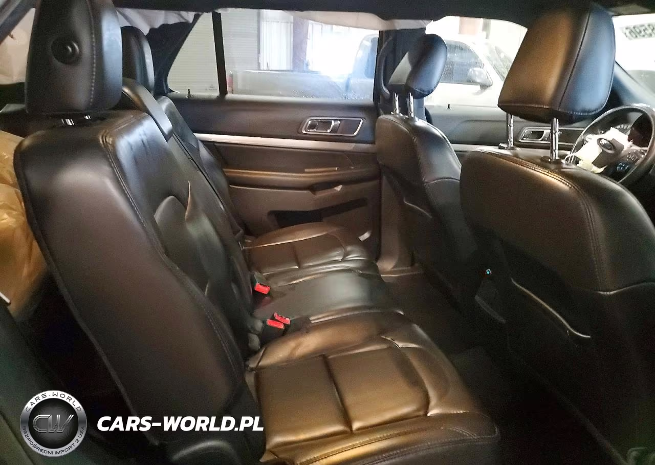 2019 Ford Explorer Xlt VIN:1FM5K8D80KGB37637 - 11