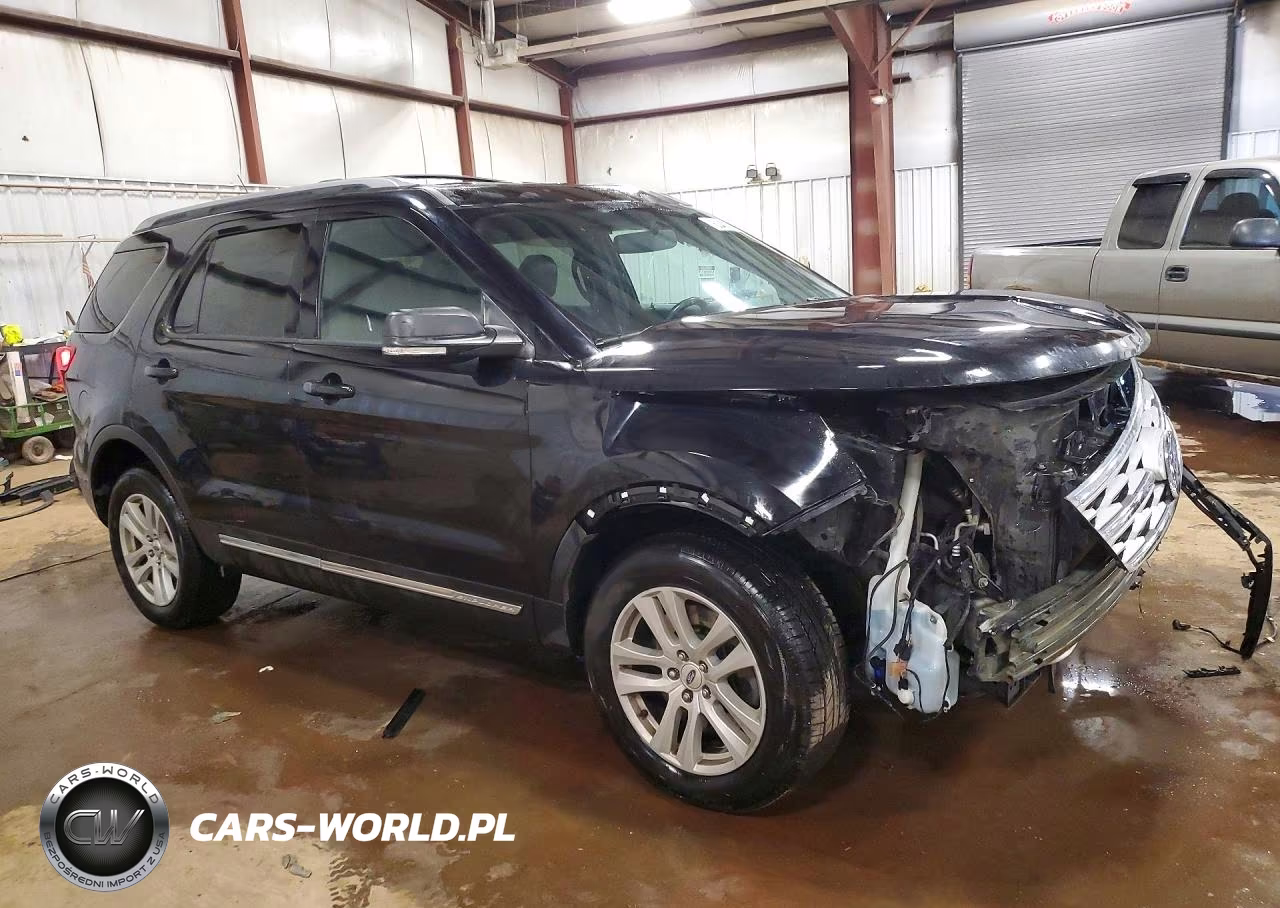 2019 Ford Explorer Xlt VIN:1FM5K8D80KGB37637 - 4