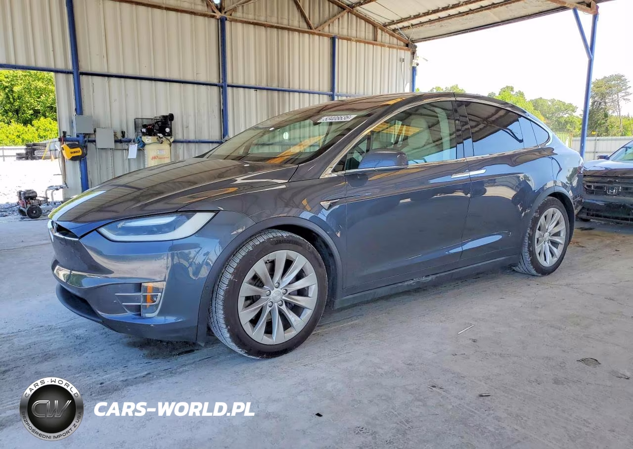 2017 Tesla Model X – zdjęcie 1 z 12