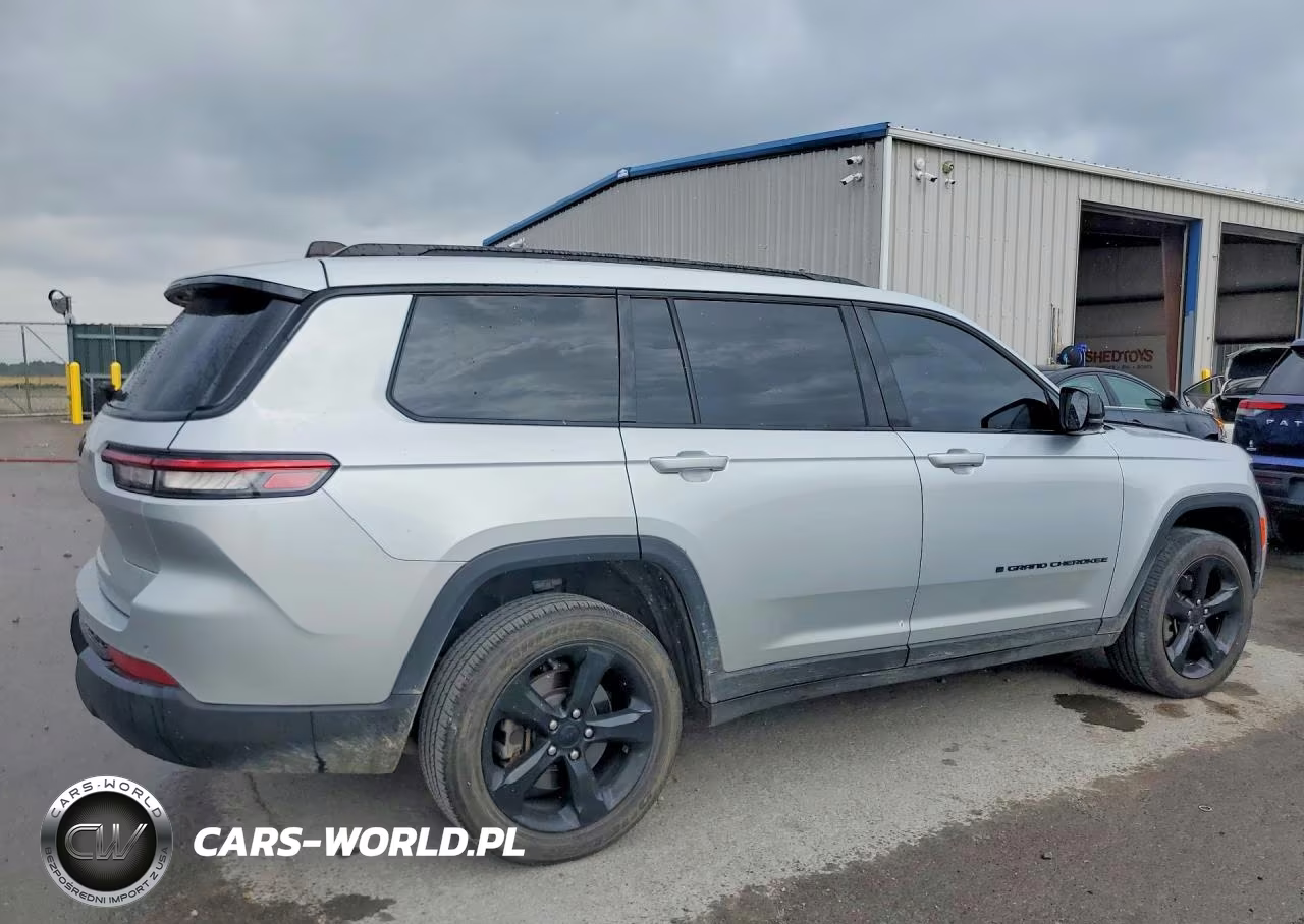 2023 Jeep Grand Cherokee L Laredo VIN:1C4RJKAG9P8872619 - 3