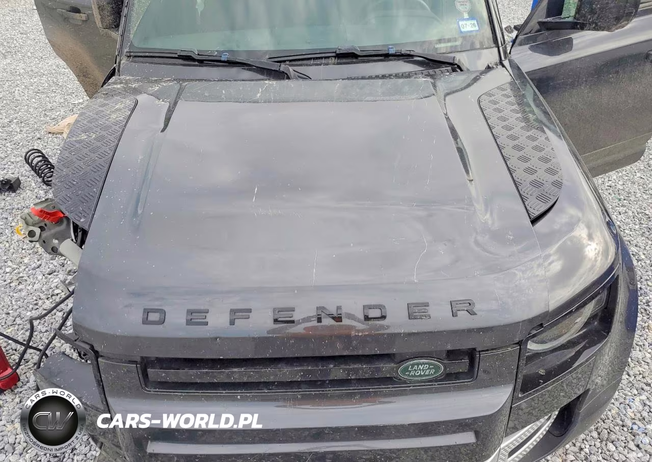 2022 Land Rover Defender 110 S VIN:SALEJ7RX6N2083952 - 12