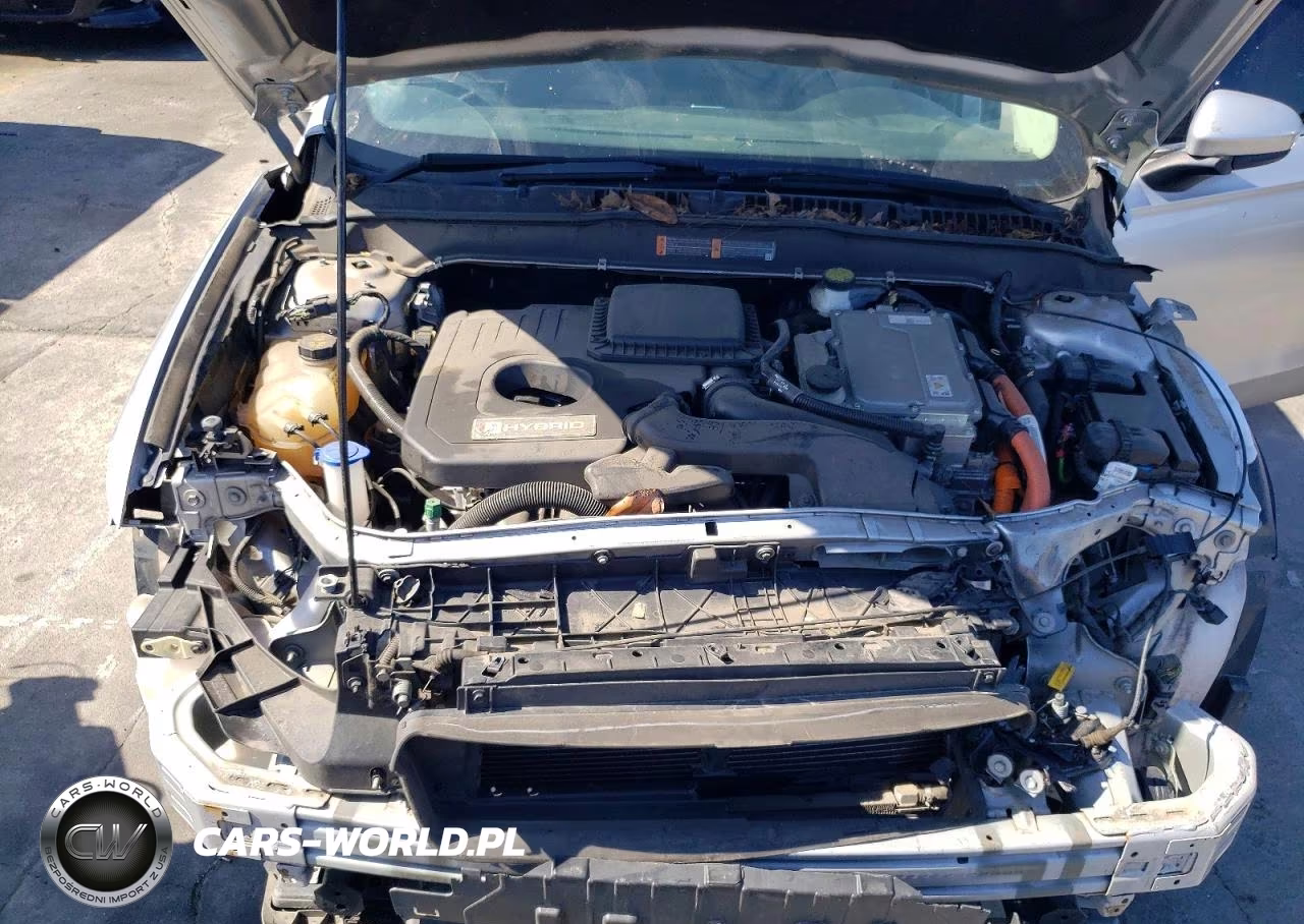 2018 Ford Fusion Se Hybrid VIN:3FA6P0LU4JR173256 - 11