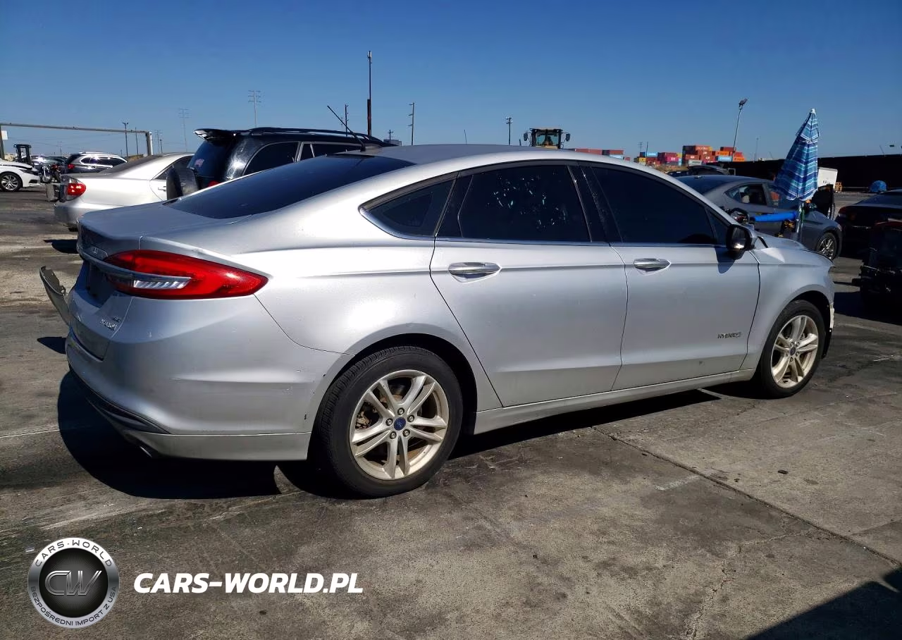2018 Ford Fusion Se Hybrid VIN:3FA6P0LU4JR173256 - 3