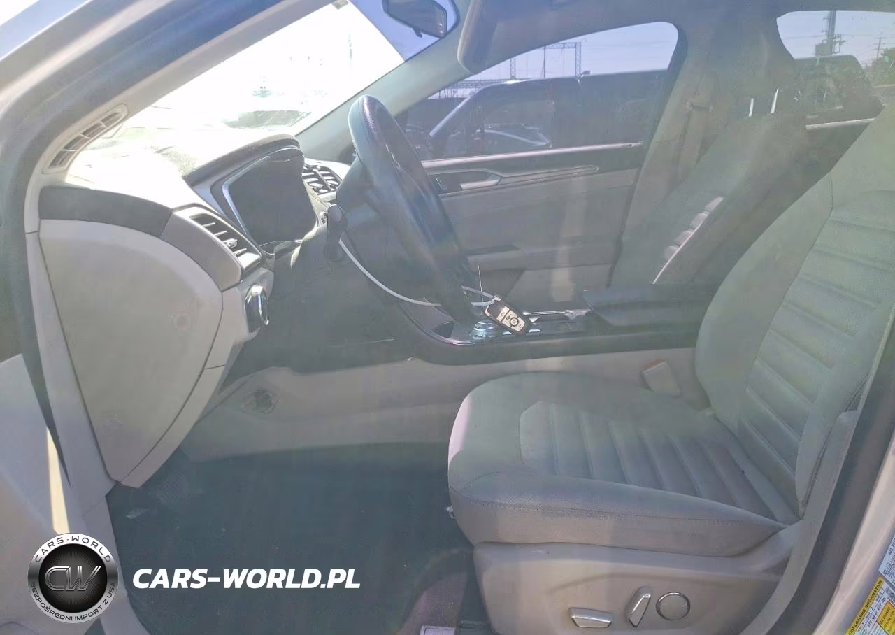 2018 Ford Fusion Se Hybrid VIN:3FA6P0LU4JR173256 - 7
