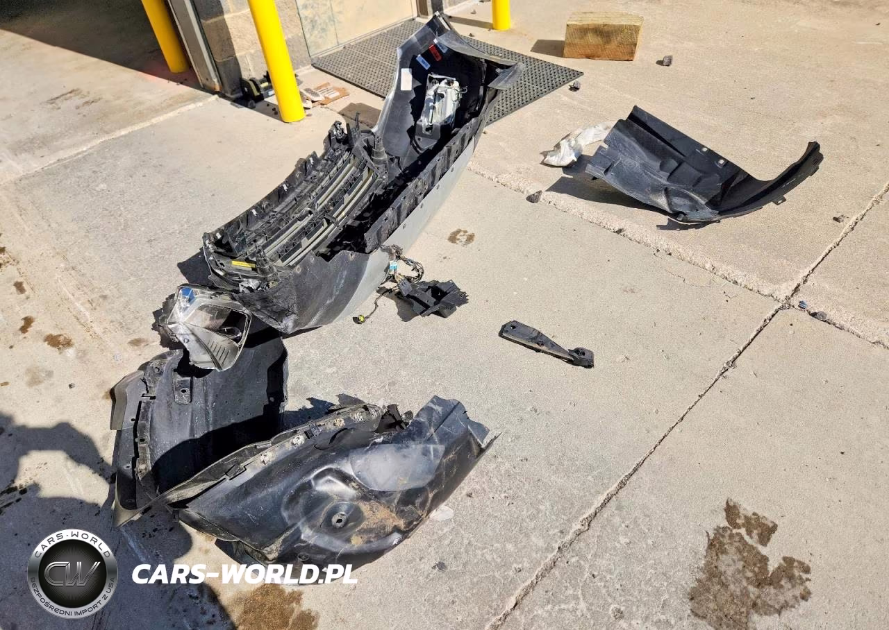2019 Ford Escape Titanium VIN:1FMCU9J90KUC28977 - 13