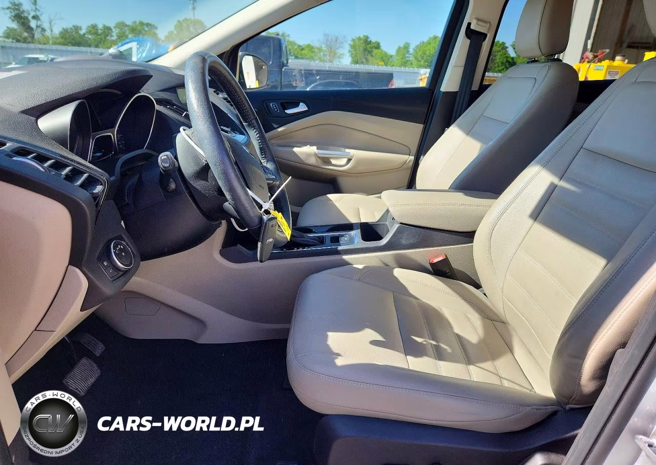 2019 Ford Escape Titanium VIN:1FMCU9J90KUC28977 - 7