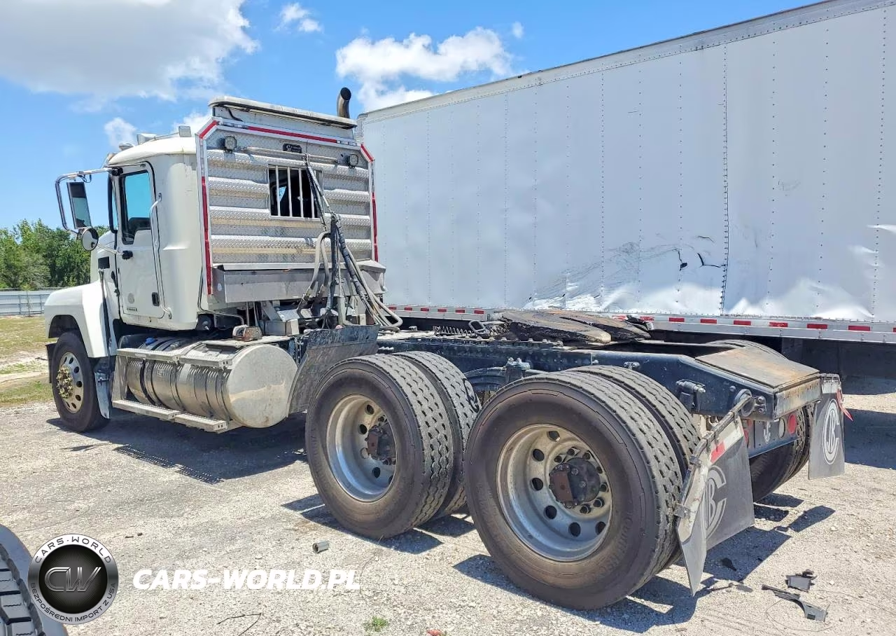 2019 Mack Pinnacle VIN:1M1PN4GY5KM001451 - 3