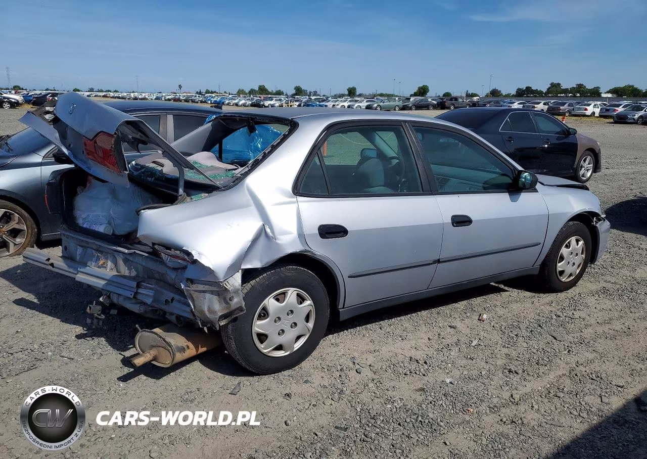 1998 Honda Accord Dx VIN:1HGCF8545WA112576 - 3