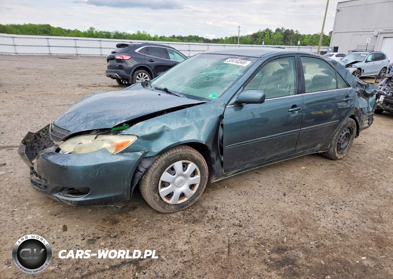 2004 Toyota Camry Le