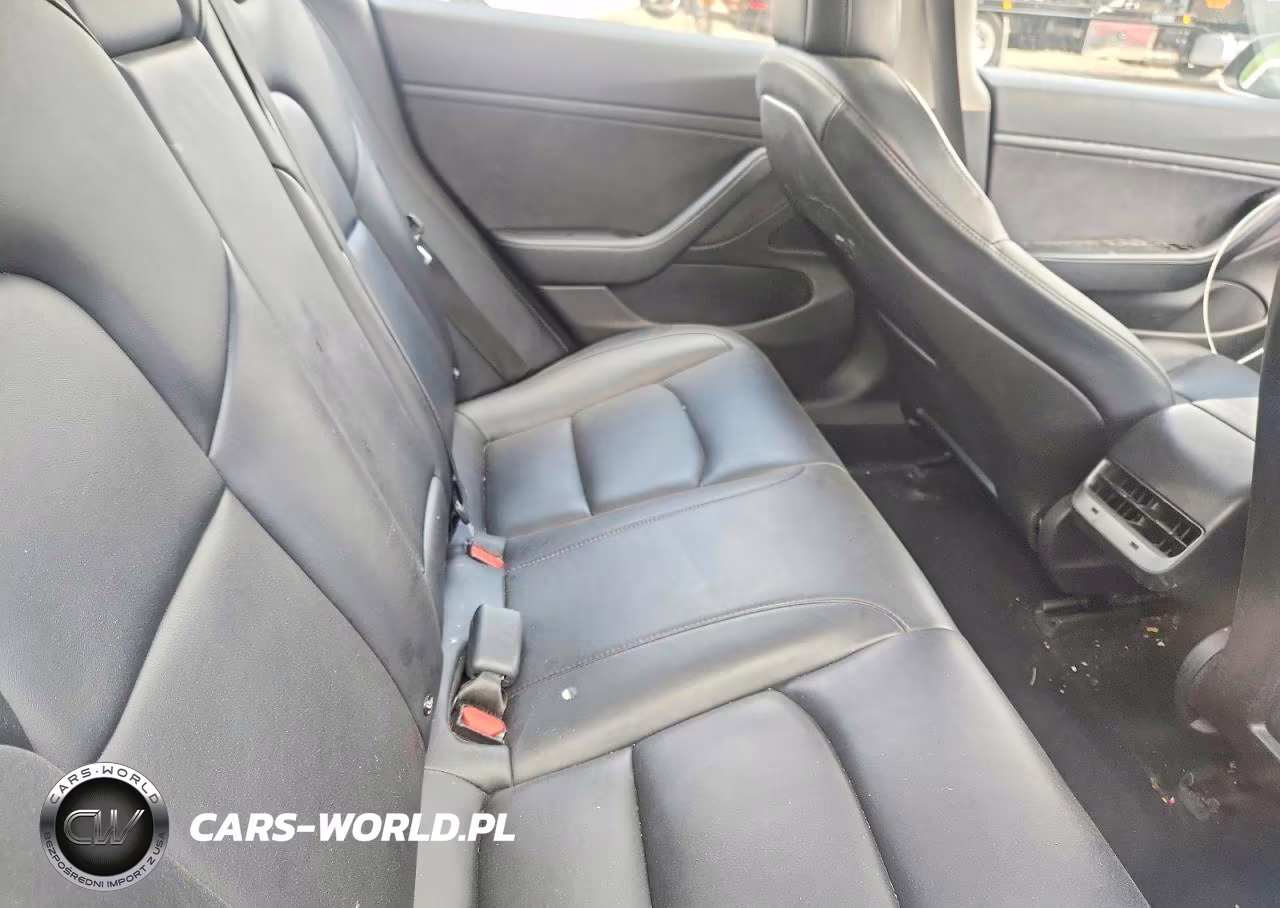 2018 Tesla Model 3 VIN:5YJ3E1EA3JF153710 - 10