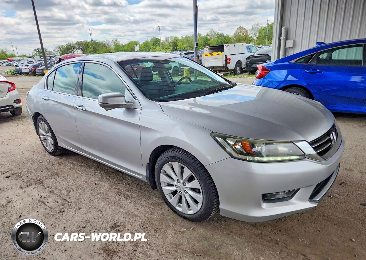 2015 Honda Accord Exl VIN:1HGCR3F89FA009396 - 4
