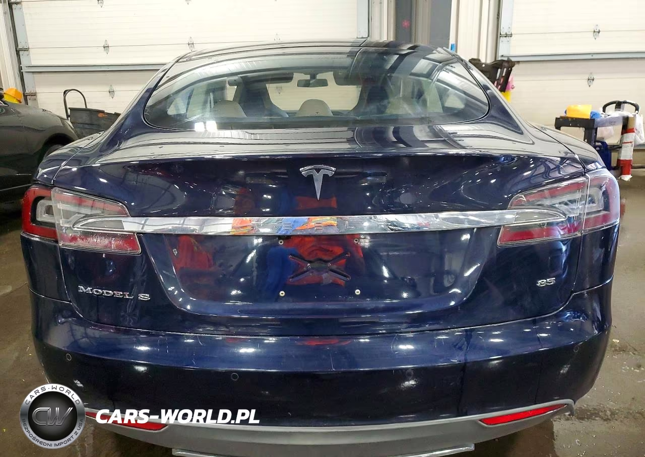 2013 Tesla Model S VIN:5YJSA1CN4DFP08570 - 6