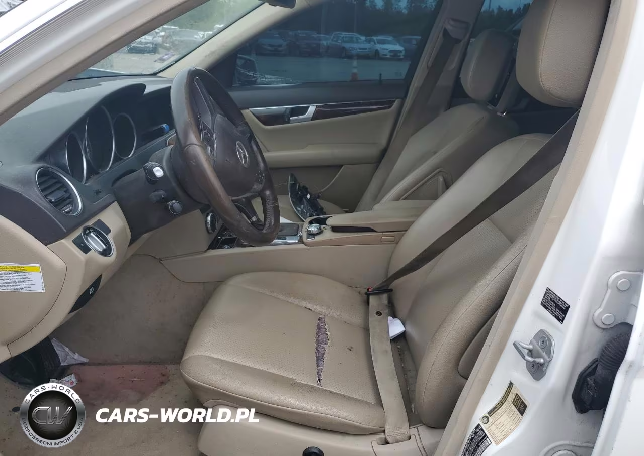 2013 Mercedes-Benz C 250 VIN:WDDGF4HB3DA800193 - 7