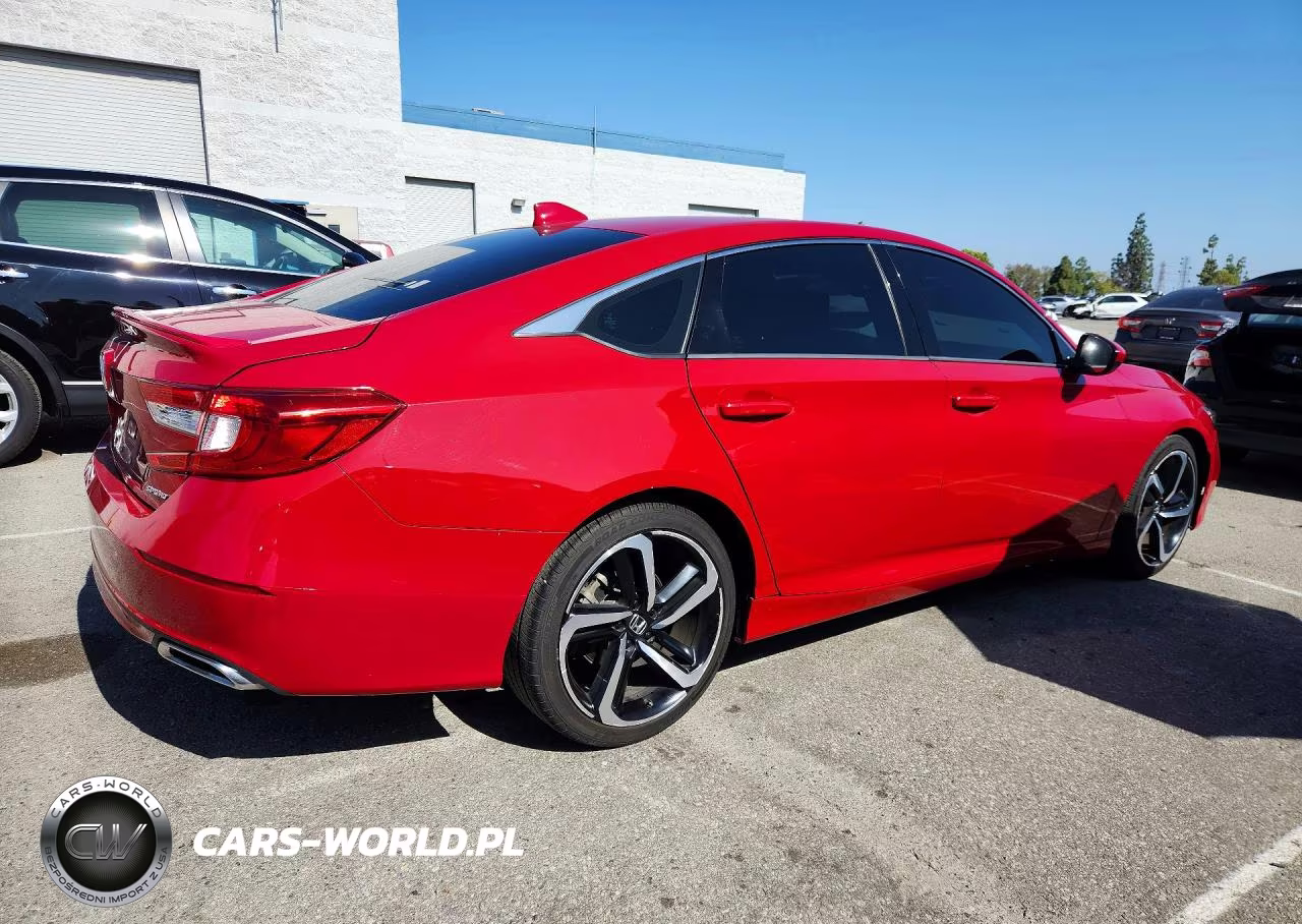 2018 Honda Accord Sport VIN:1HGCV1F32JA031558 - 3