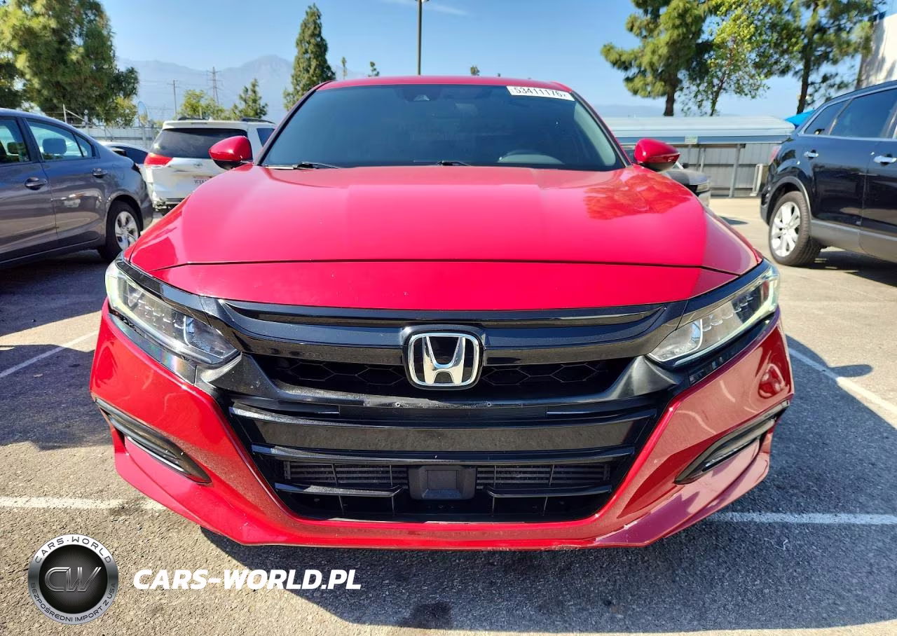 2018 Honda Accord Sport VIN:1HGCV1F32JA031558 - 5