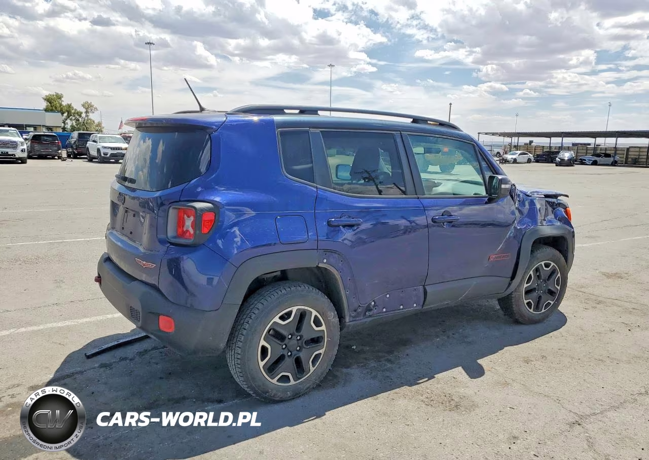2017 Jeep Renegade Trailhawk VIN:ZACCJBCB2HPG08840 - 3