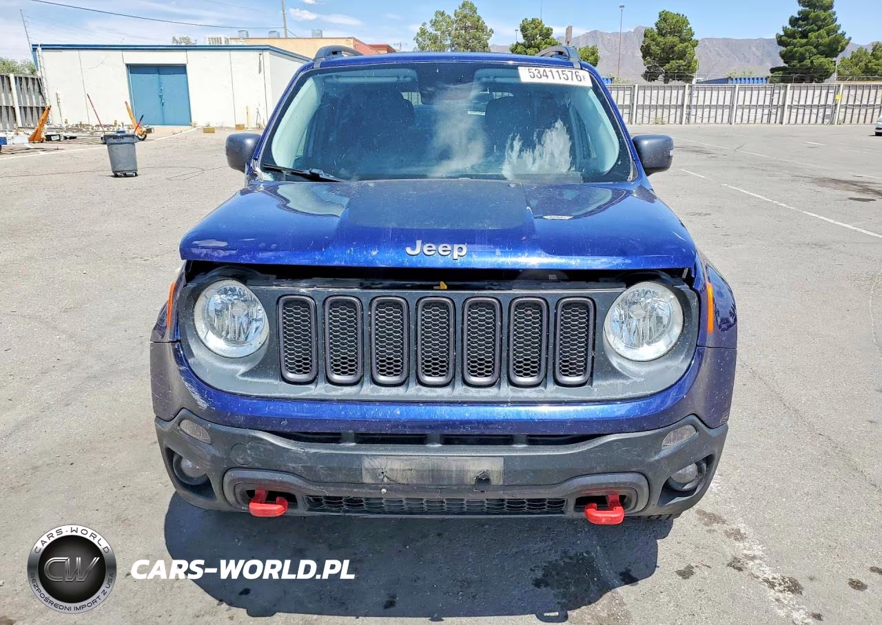 2017 Jeep Renegade Trailhawk VIN:ZACCJBCB2HPG08840 - 5