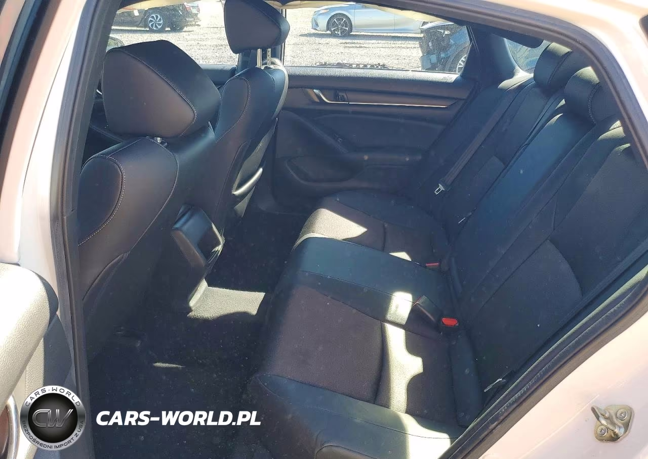 2020 Honda Accord Sport VIN:1HGCV1F30LA040679 - 10