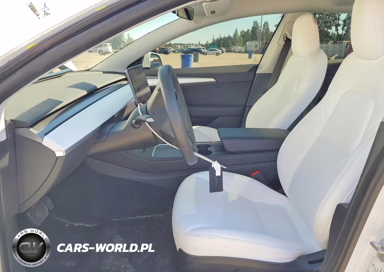 2021 Tesla Model 3 VIN:5YJ3E1EAXMF978079 - 7
