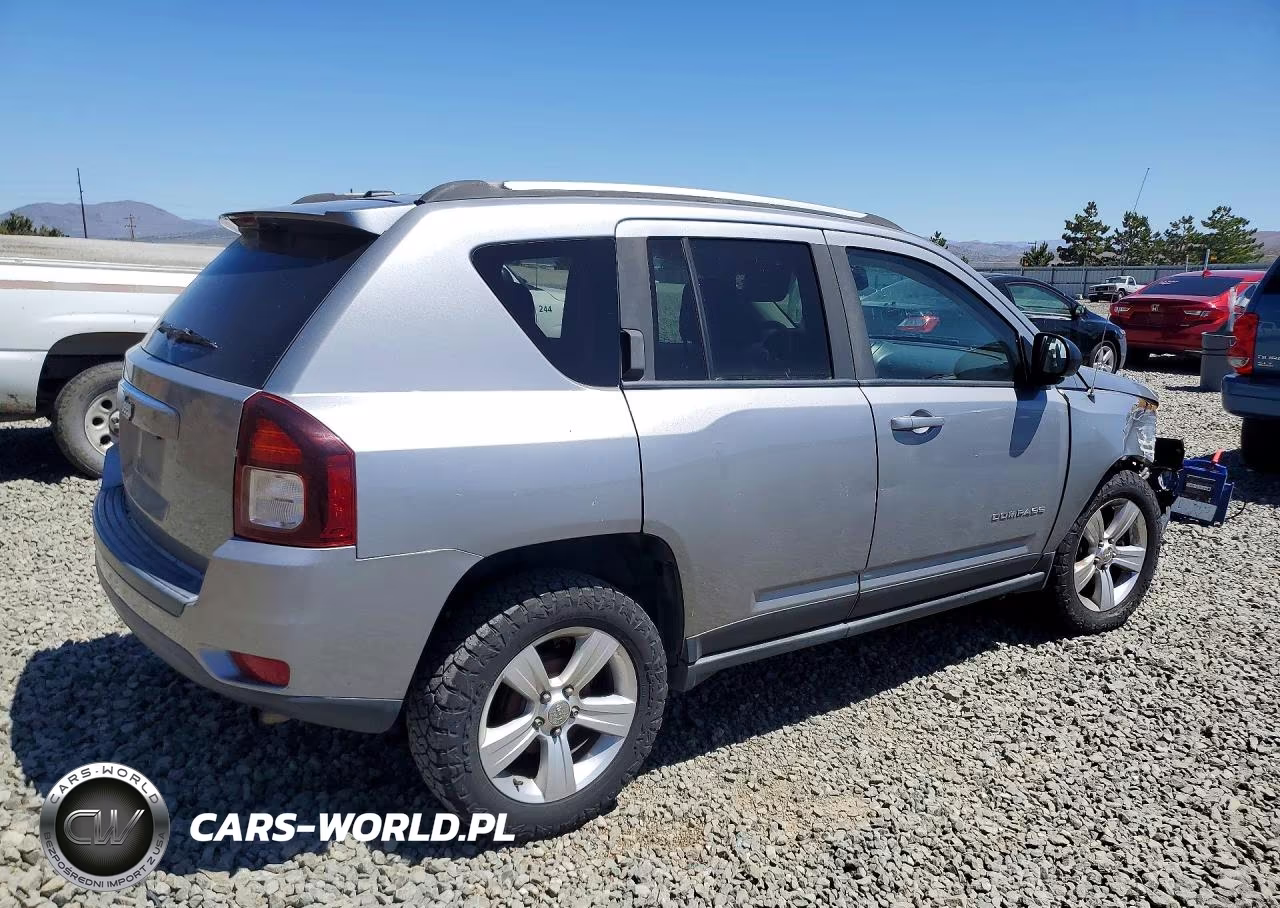 2016 Jeep Compass Sport VIN:1C4NJCBA9GD641368 - 3