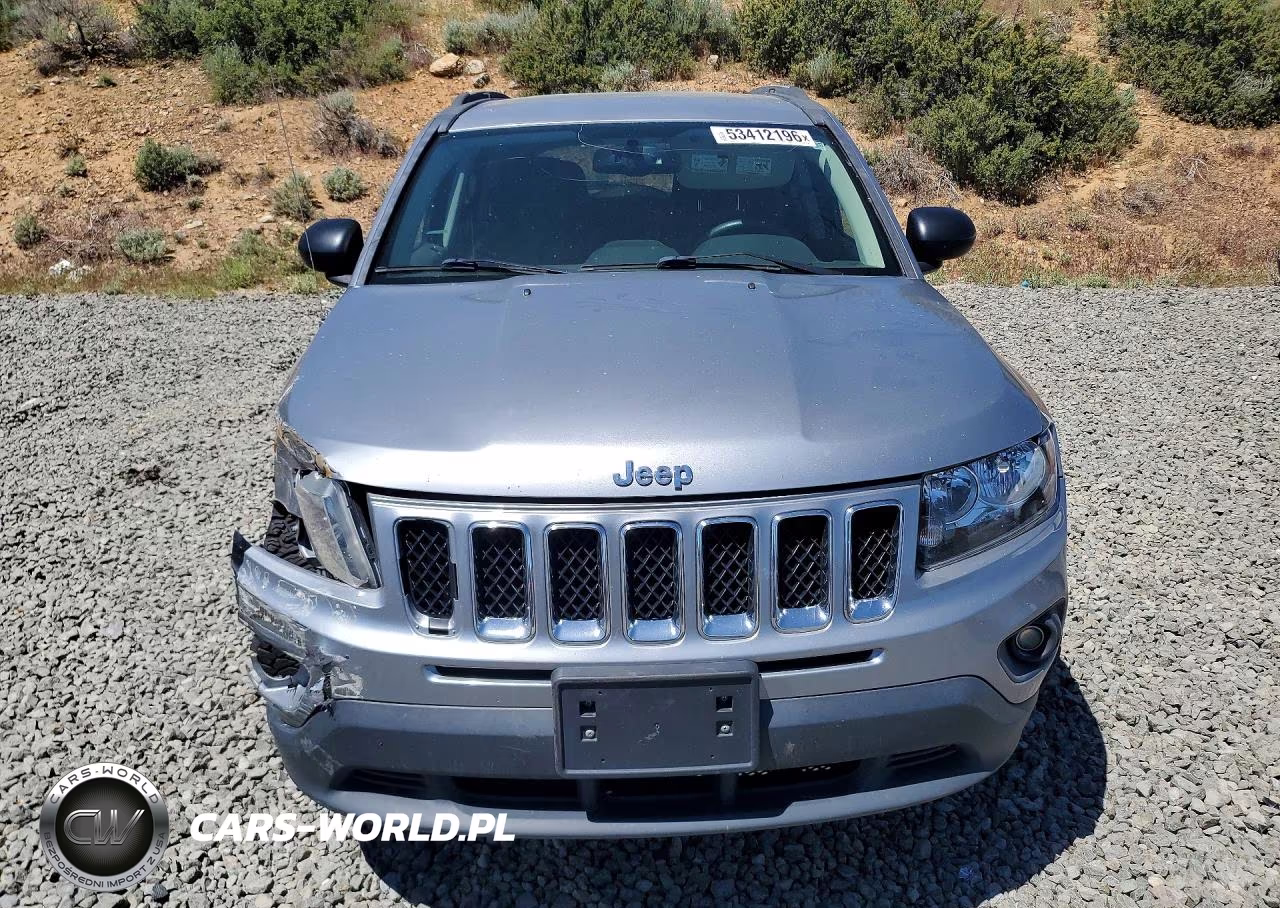 2016 Jeep Compass Sport VIN:1C4NJCBA9GD641368 - 5
