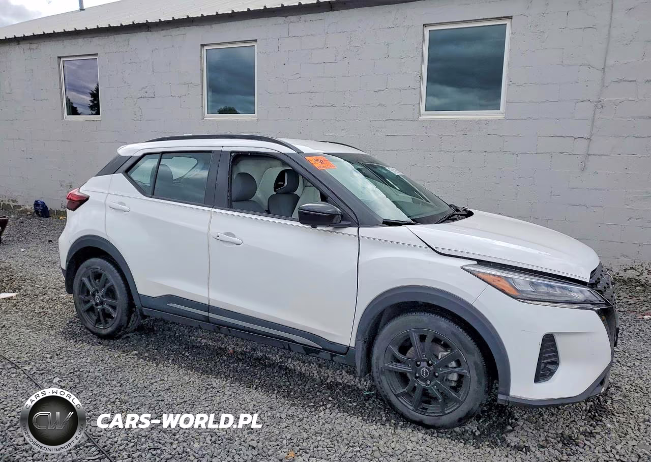2023 Nissan Kicks Sr VIN:3N1CP5DV5PL571169 - 4