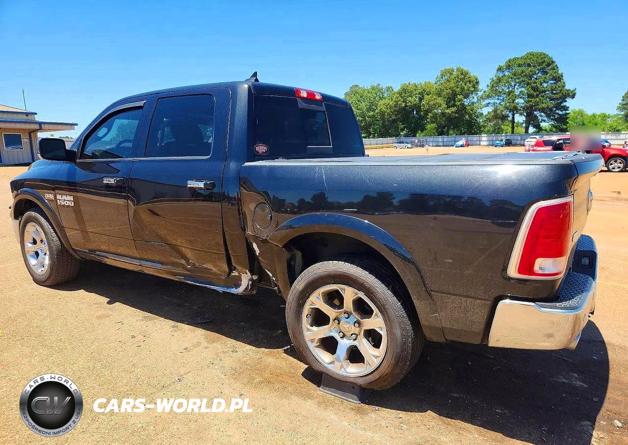2018 Ram 1500 Laramie VIN:1C6RR7NT7JS160043 - 2