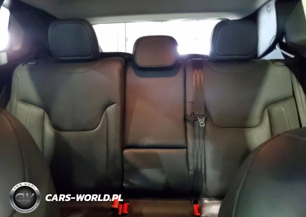 2022 Jeep Renegade Limited VIN:ZACNJDD1XNPP01429 - 10
