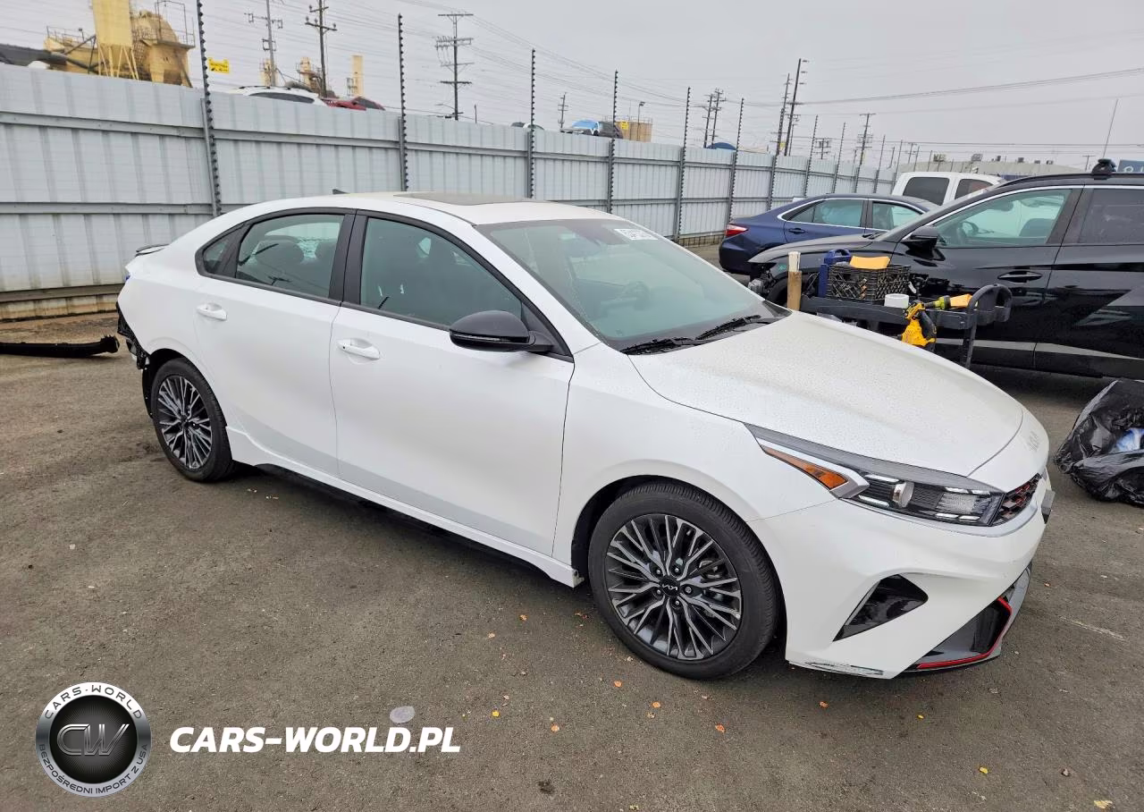 2024 Kia Forte Gt Line VIN:3KPF54AD0RE803481 - 4