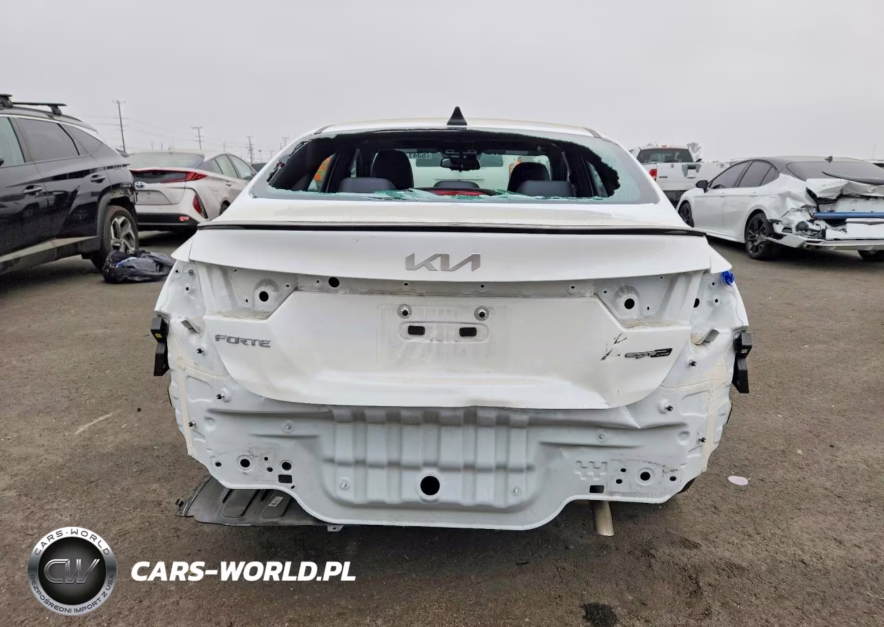 2024 Kia Forte Gt Line VIN:3KPF54AD0RE803481 - 6