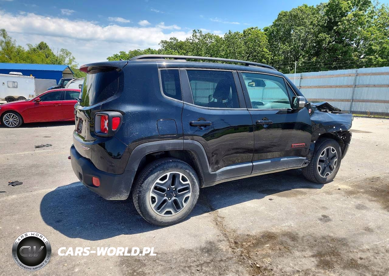 2017 Jeep Renegade Trailhawk VIN:ZACCJBCB5HPF98658 - 3
