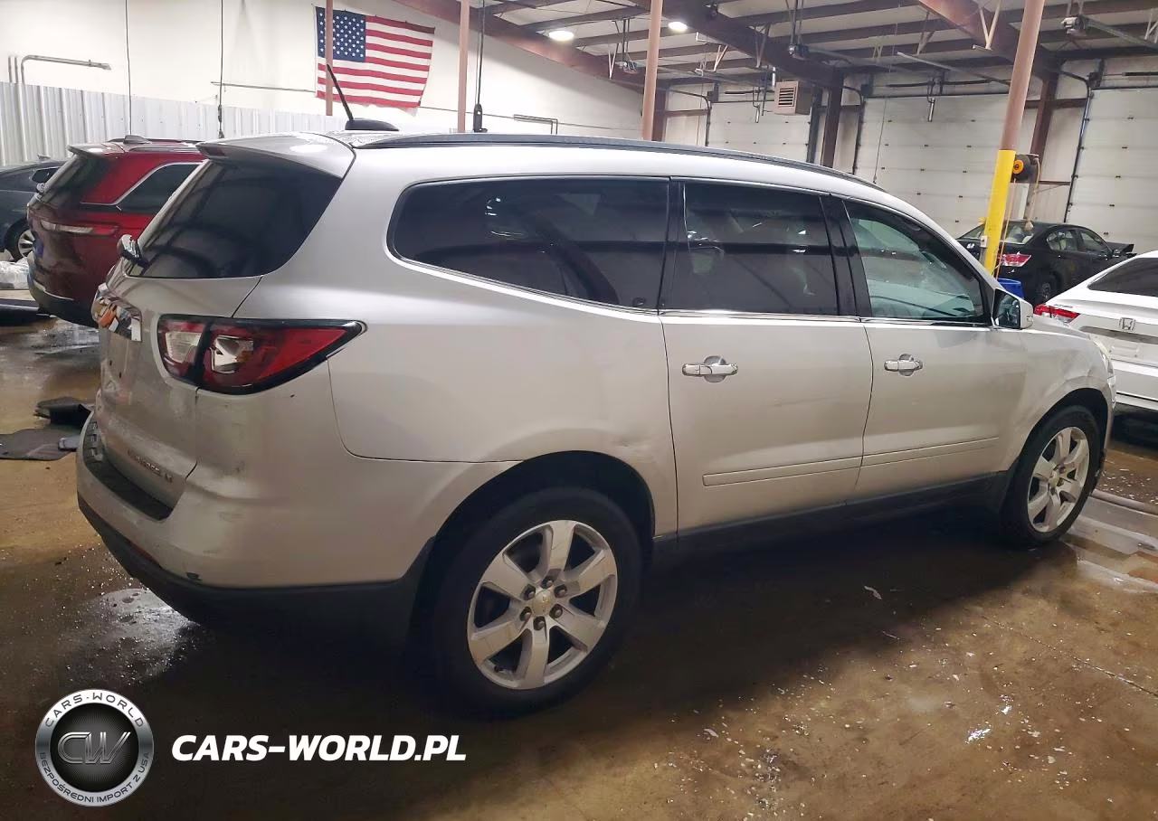 2016 Chevrolet Traverse Lt VIN:1GNKVGKDXGJ250537 - 3