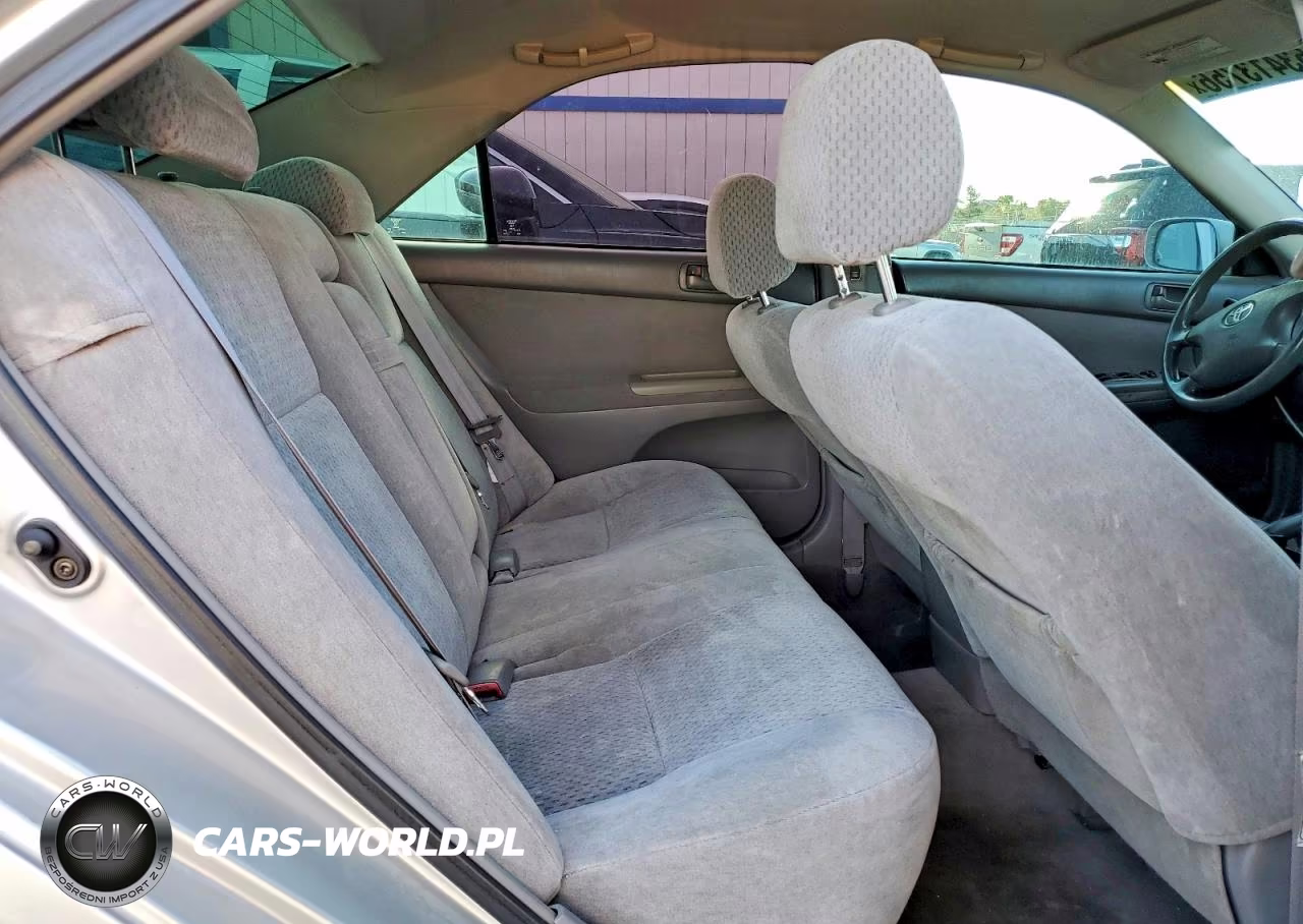 2004 Toyota Camry Le VIN:4T1BE32K54U819123 - 10