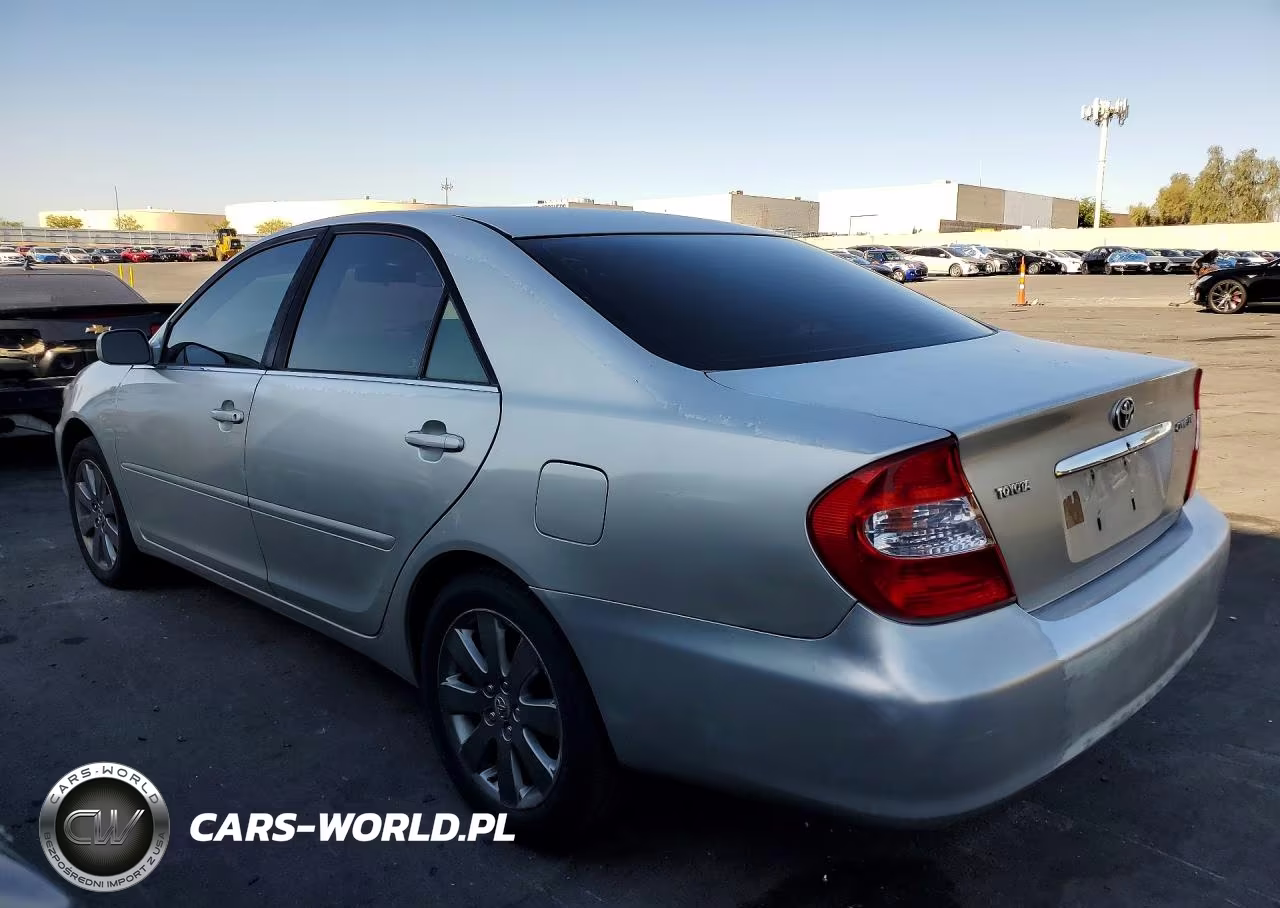 2004 Toyota Camry Le VIN:4T1BE32K54U819123 - 2