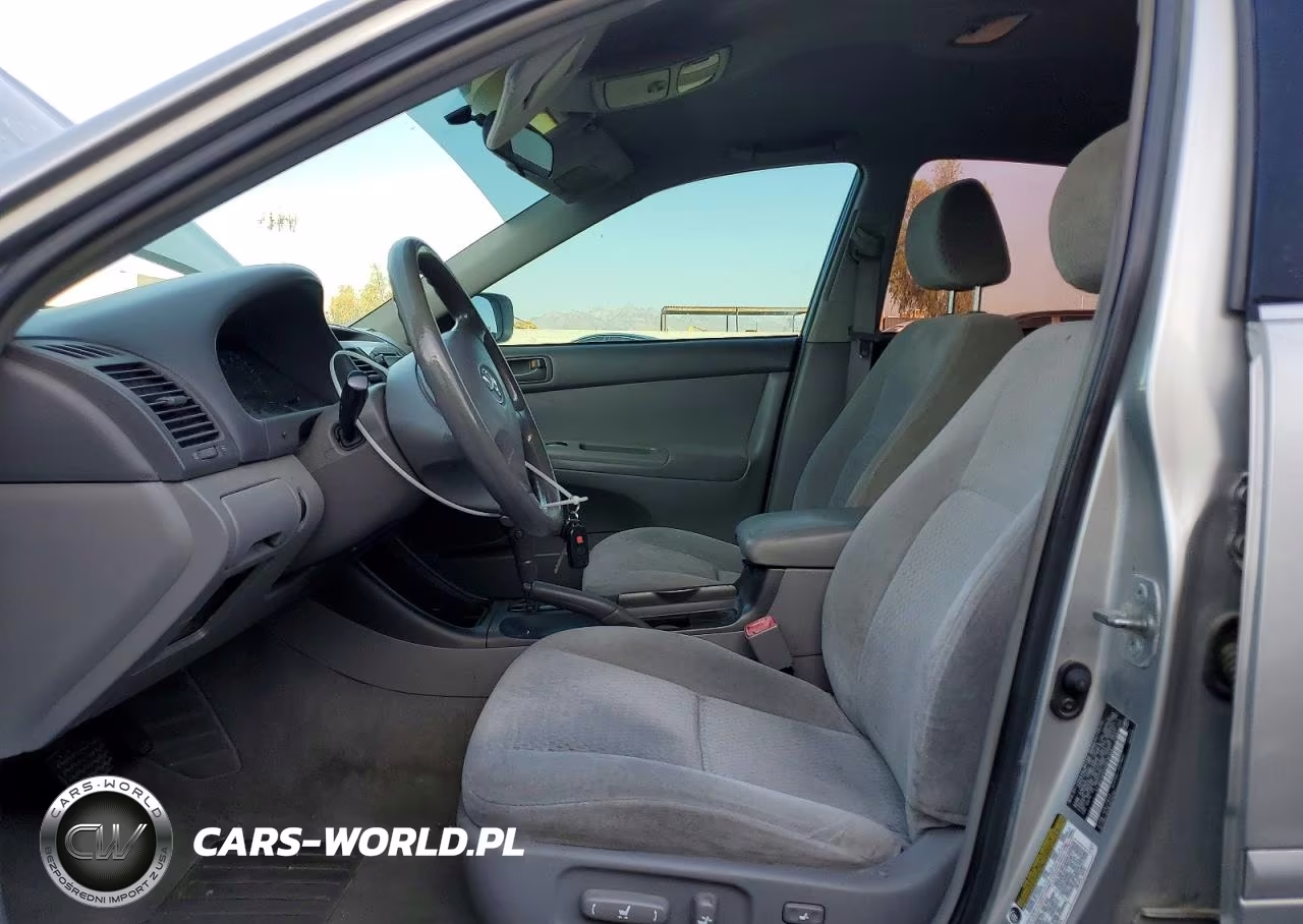 2004 Toyota Camry Le VIN:4T1BE32K54U819123 - 7