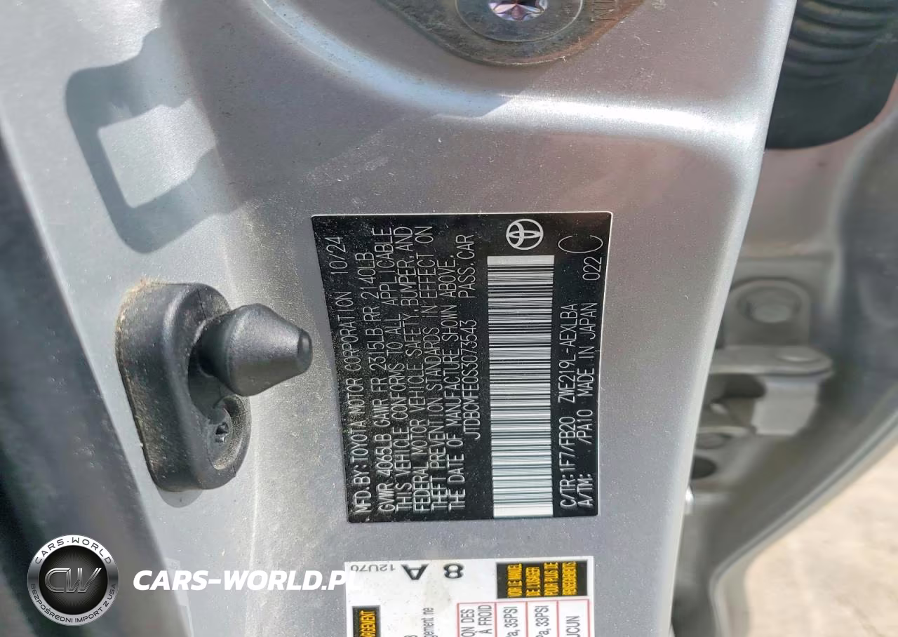 2025 Toyota Corolla Le VIN:JTDBCMFE0S3073543 - 12