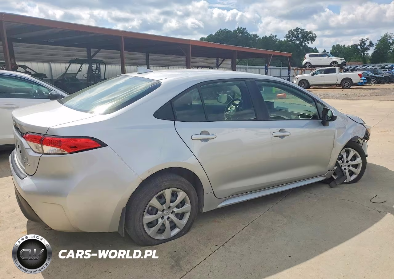 2025 Toyota Corolla Le VIN:JTDBCMFE0S3073543 - 3