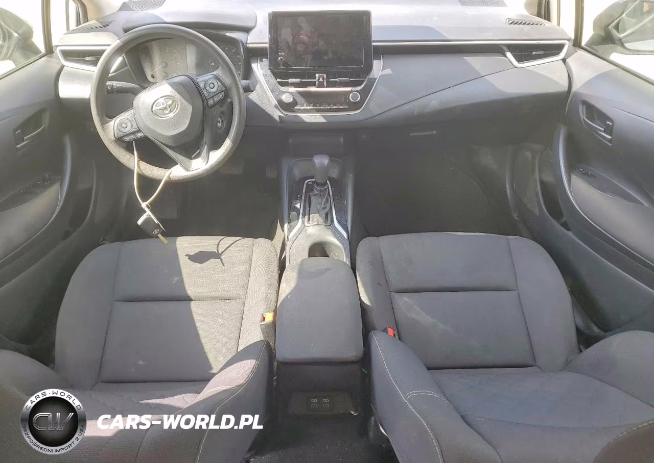 2025 Toyota Corolla Le VIN:JTDBCMFE0S3073543 - 8