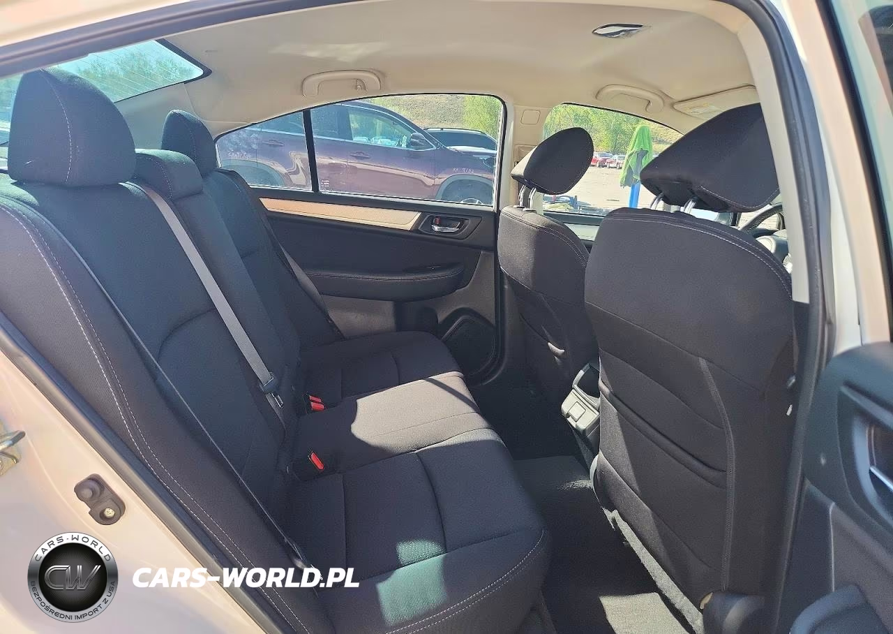 2018 Suba Legacy Premium VIN:4S3BNAC6XJ3041364 - 10