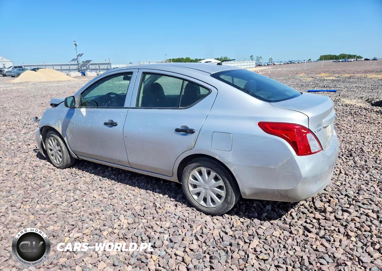 2012 Nissan Versa 1.6 S VIN:3N1CN7AP0CL813884 - 2