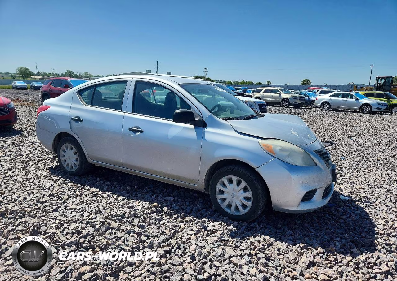 2012 Nissan Versa 1.6 S VIN:3N1CN7AP0CL813884 - 4
