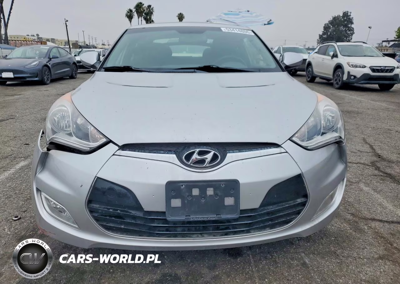 2012 Hyundai Veloster Base W-Black VIN:KMHTC6AD4CU079447 - 5