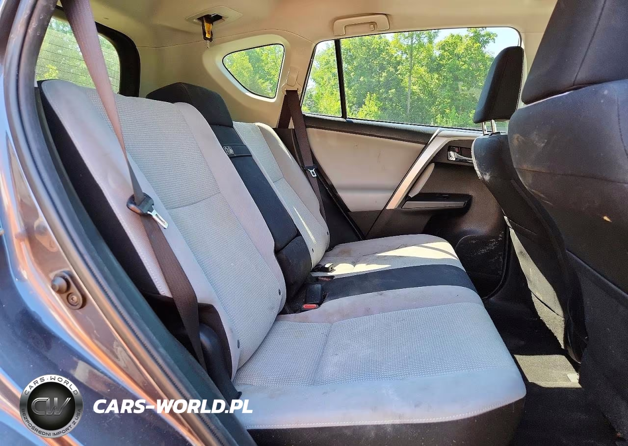 2016 Toyota Rav4 Hv Xle VIN:JTMRJREV0GD013637 - 11