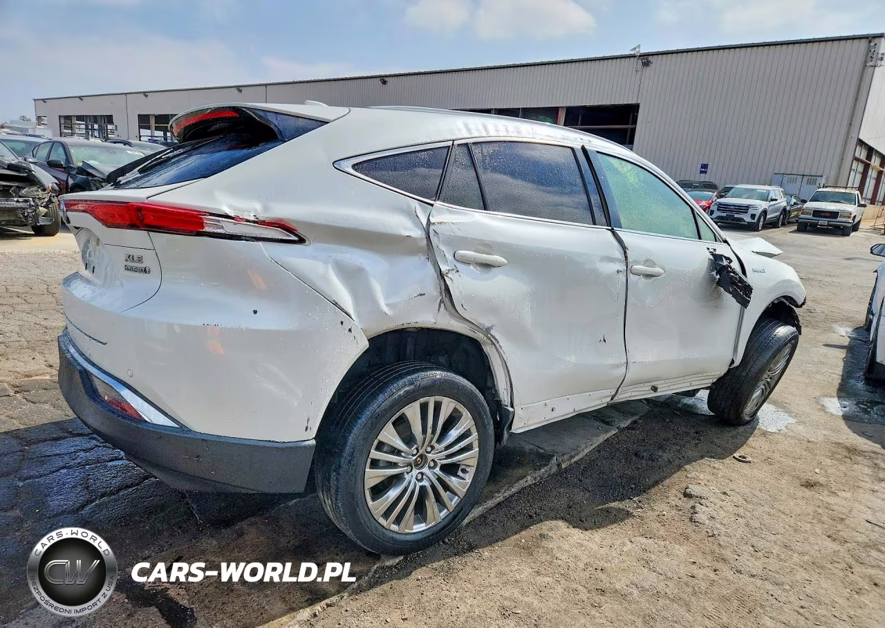2021 Toyota Venza Xle VIN:JTEAAAAH6MJ047122 - 3