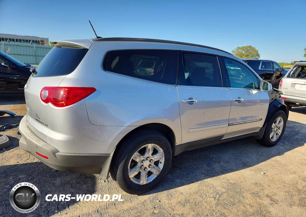 2011 Chevrolet Traverse Lt VIN:1GNKVJED2BJ309257 - 3