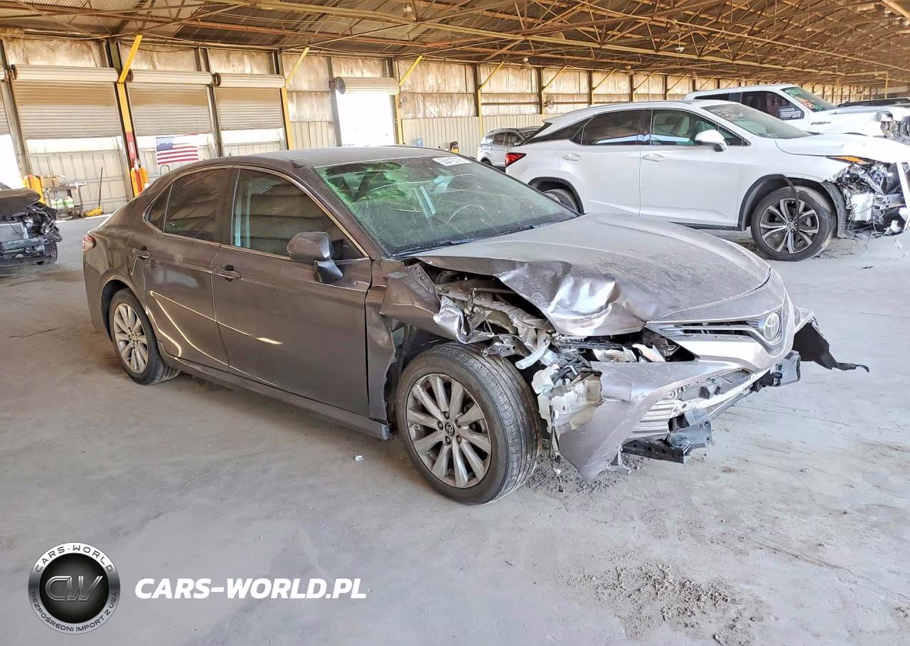 2020 Toyota Camry Le VIN:4T1C11AK5LU947253 - 4