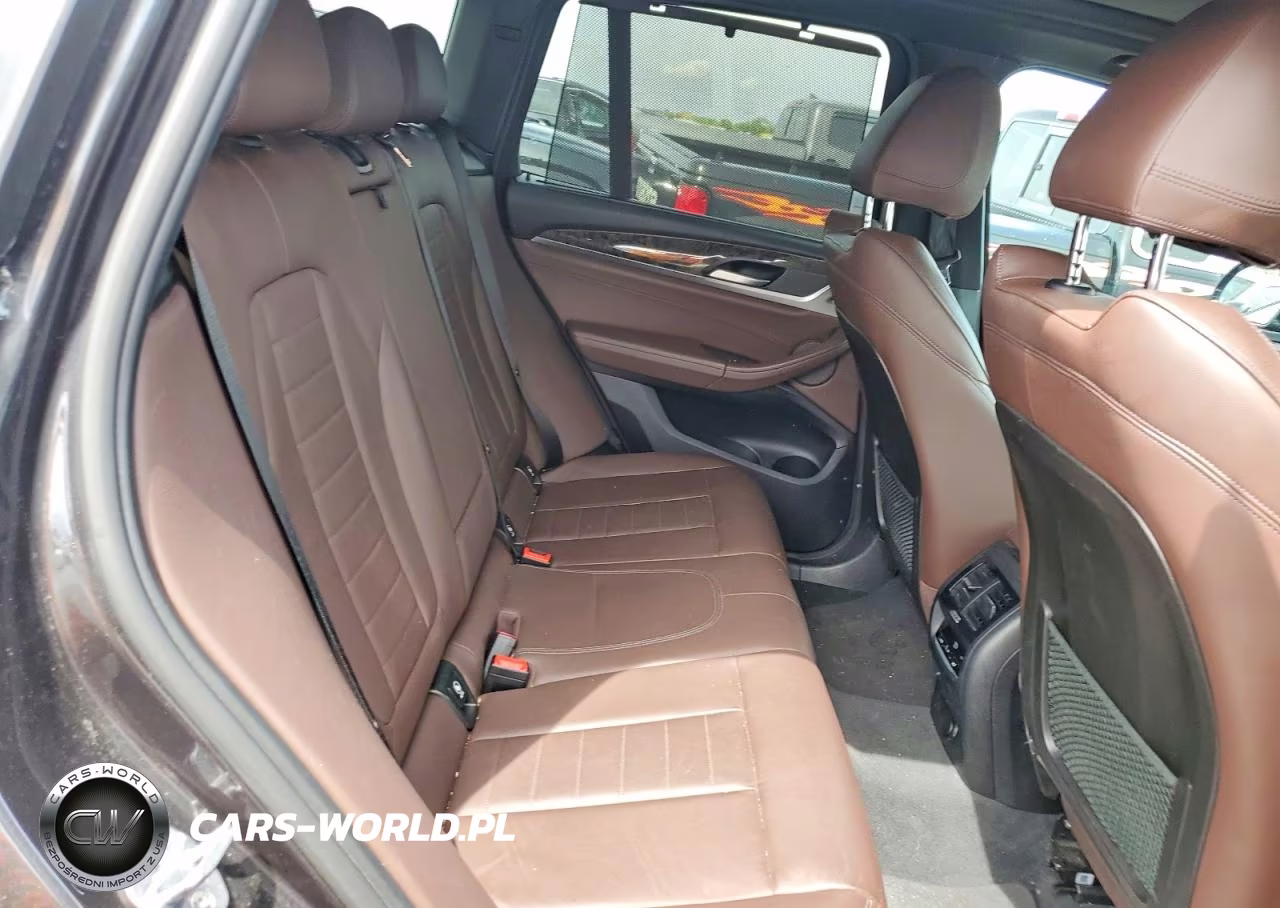 2018 BMW X3 xDrive30I VIN:5UXTR9C53JLD61948 - 10