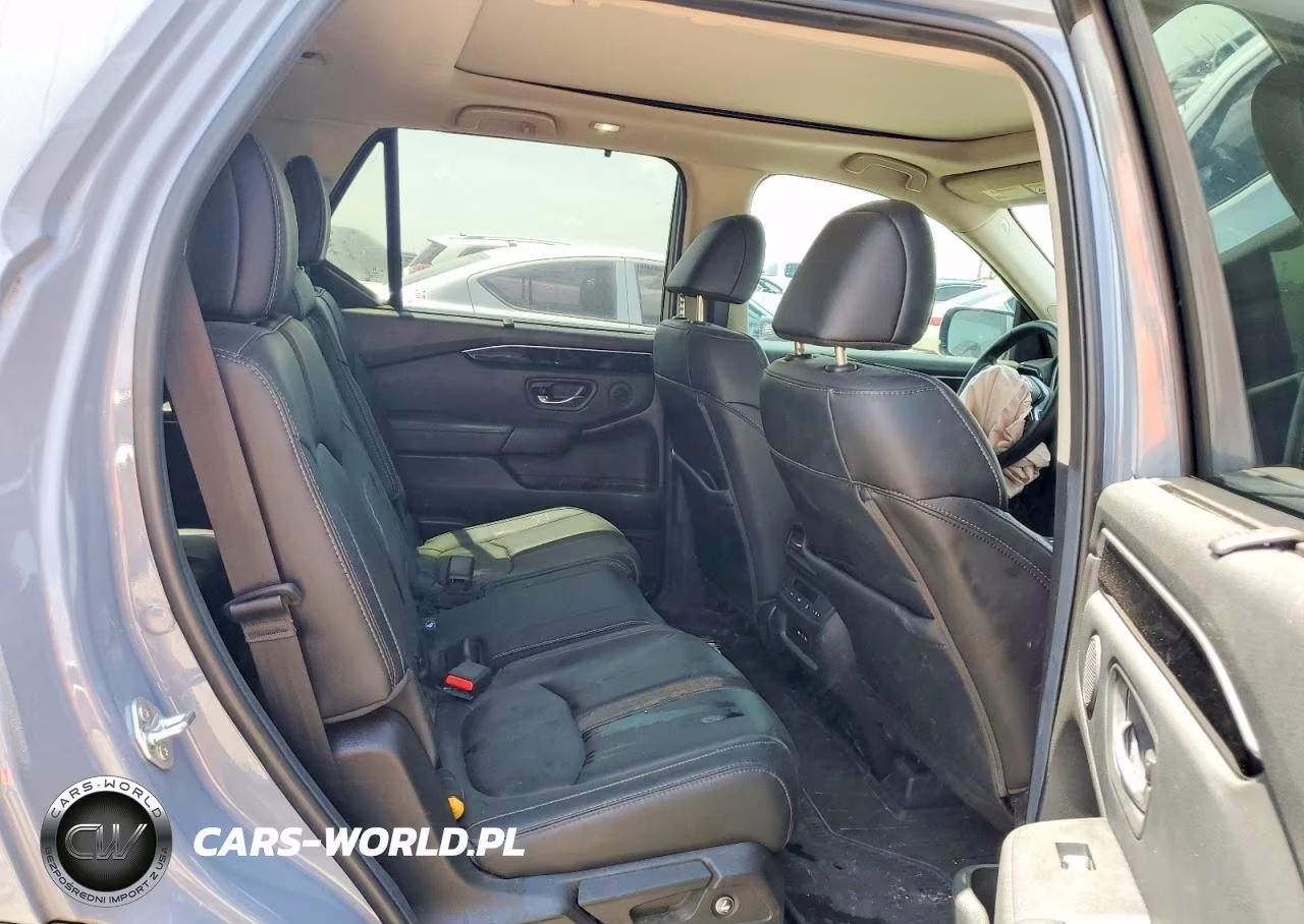 2025 Honda Pilot Touring VIN:5FNYG2H71SB008186 - 11